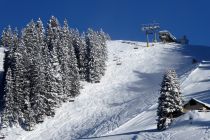 Schöne Aussichten - Die Sonnalmbahn stammt bereits aus dem Jahr 1993 und war die erste große Modernisierung im Skigebiet Berwang-Bichlbach. • © Bergbahnen Berwang
