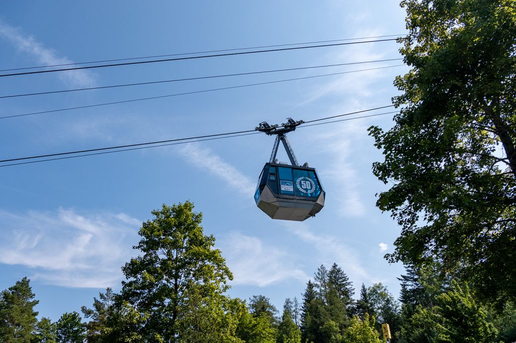 Mittenwald - Mit der Karwendelbahn hat Mittenwald auch die zweithöchste Seilbahn deutschlands zu bieten. - © alpintreff.de / christian Schön