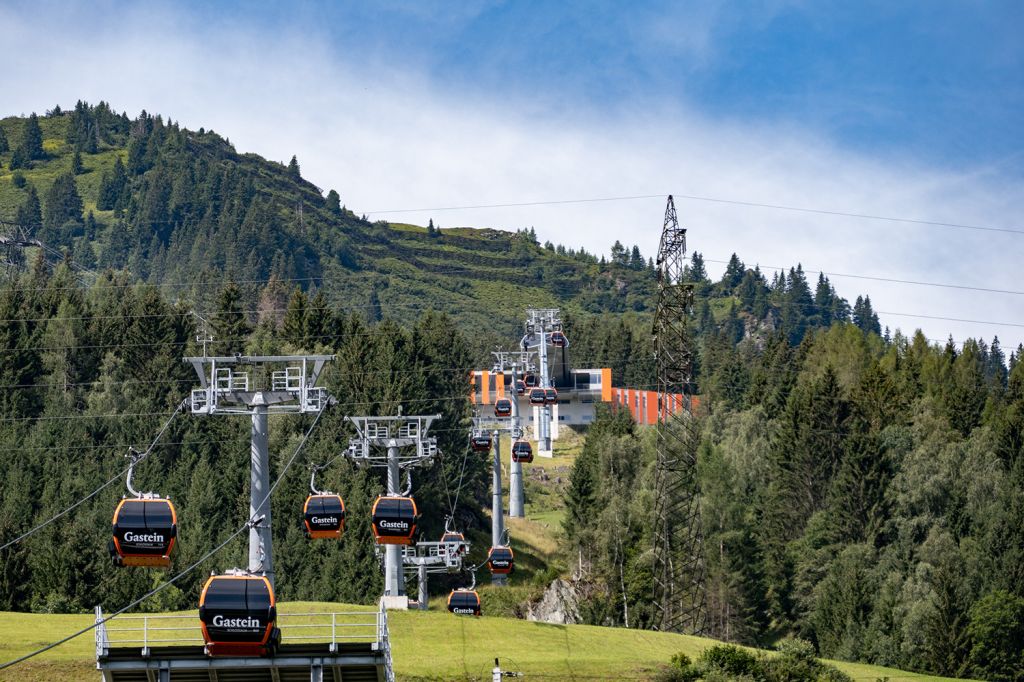 Schlossalmbahn Bad Hofgastein - Blick auf die Mittelstation der Schlossalmbahn - © alpintreff.de / christian Schön