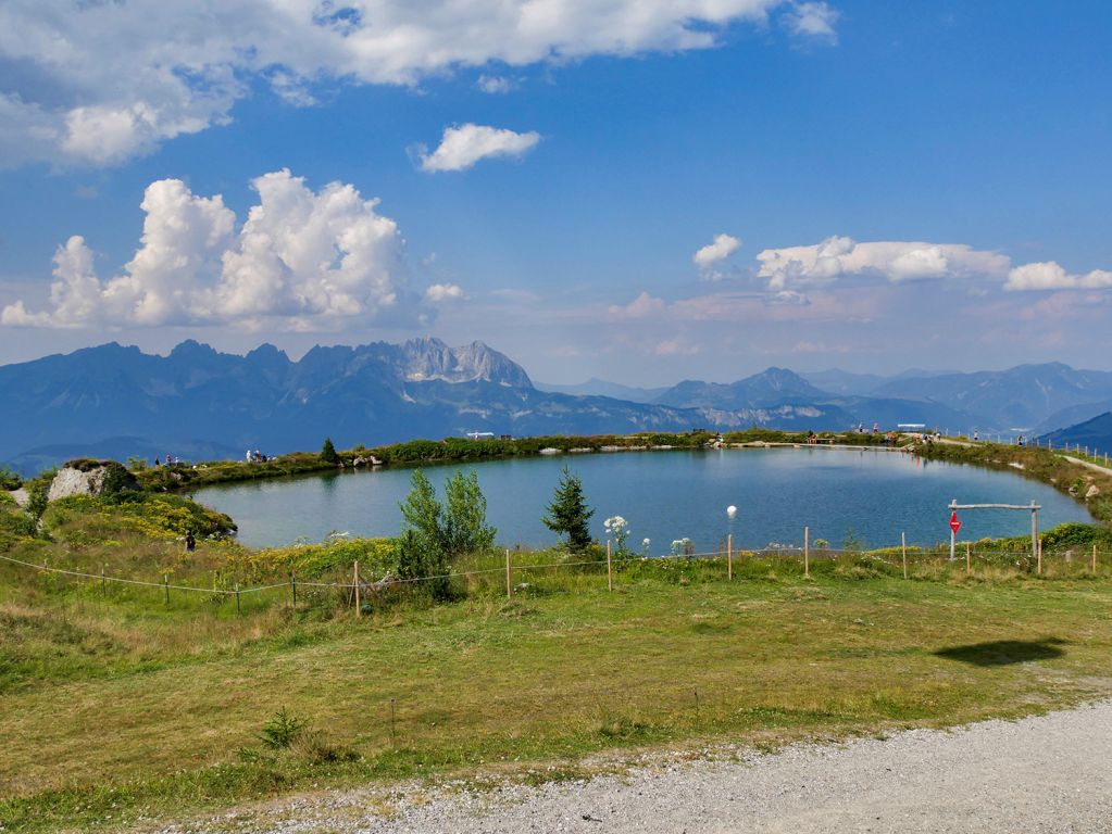 Speichersee Ehrenbachhöhe - Oben findet sich unter anderem der Speichersee Ehrenbachhöhe. Im Sommer auch als Badeteich nutzbar. - © alpintreff.de / christian schön