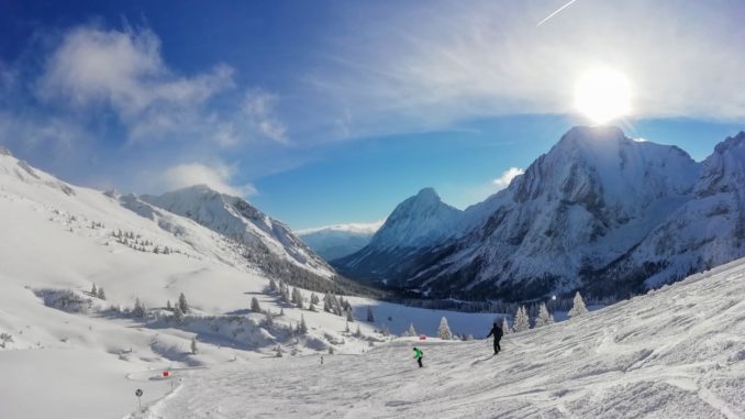 Skifahren in Tirol. - Foto: pixabay.com